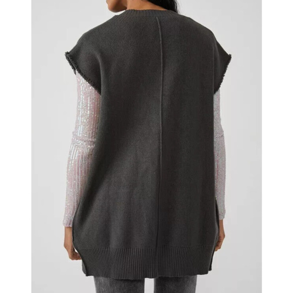 NWT Free People Oakleigh Oversized Boyfriend Sweater Vest Button Charcoal Gray M - Picture 11 of 16